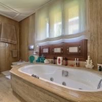 Вилла в Испании, Андалусия, 490 кв.м.