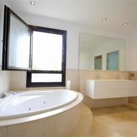 Villa in Spain, Balearic Islands, Palma, 416 sq.m.