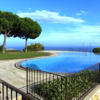 Вилла в Испании, Каталония, Багур, 980 кв.м.