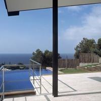 Villa in Spain, Catalunya, Girona, 380 sq.m.
