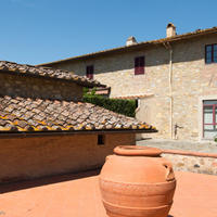 Дом в Италии, Пьенца, 2840 кв.м.