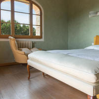 Дом в Италии, Пьенца, 2840 кв.м.