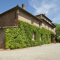 Отель (гостиница) в Италии, Пьенца, 1150 кв.м.