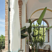 Отель (гостиница) в Италии, Пьенца, 1150 кв.м.