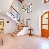 Villa in Spain, Balearic Islands, Palma, 430 sq.m.