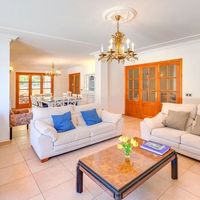 Villa in Spain, Balearic Islands, Palma, 430 sq.m.