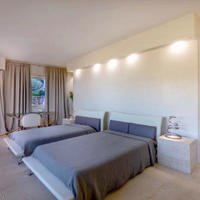 Villa at the second line of the sea / lake in Italy, Palau, 1300 sq.m.