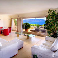 Villa at the second line of the sea / lake in Italy, Palau, 1300 sq.m.