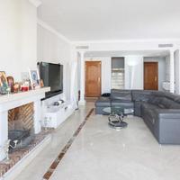 Penthouse at the first line of the sea / lake in Spain, Andalucia, 400 sq.m.