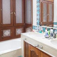 Penthouse at the first line of the sea / lake in Spain, Andalucia, 400 sq.m.