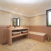 House in Spain, Andalucia, 680 sq.m.