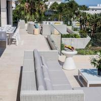 Penthouse at the first line of the sea / lake in Spain, Andalucia, 466 sq.m.