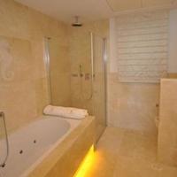 Penthouse at the first line of the sea / lake in Spain, Andalucia, 466 sq.m.