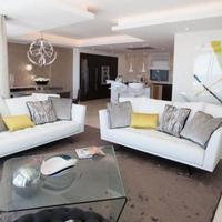 Penthouse at the first line of the sea / lake in Spain, Andalucia, 466 sq.m.