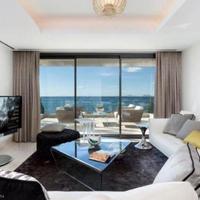 Penthouse at the first line of the sea / lake in Spain, Andalucia, 466 sq.m.