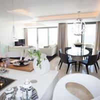 Penthouse at the first line of the sea / lake in Spain, Andalucia, 466 sq.m.