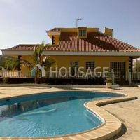 Villa in Spain, Canary Islands, Santa Cruz de Tenerife, 350 sq.m.