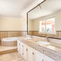 Дом в Испании, Андалусия, 1807 кв.м.