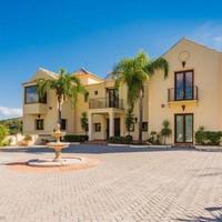 Дом в Испании, Андалусия, 878 кв.м.