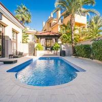 Таунхаус в Испании, Андалусия, 339 кв.м.