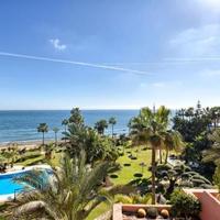 Пентхаус на первой линии моря/озера в Испании, Андалусия, 641 кв.м.