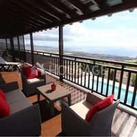 Вилла в Испании, Канарские Острова, Санта-Крус-де-Тенерифе, 1200 кв.м.