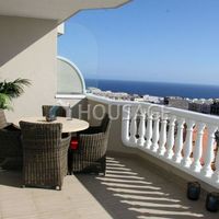 Апартаменты в Испании, Канарские Острова, Санта-Крус-де-Тенерифе, 110 кв.м.