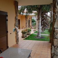 Вилла в Испании, Канарские Острова, Санта-Крус-де-Тенерифе, 220 кв.м.