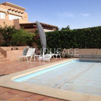 Вилла в Испании, Канарские Острова, Санта-Крус-де-Тенерифе, 120 кв.м.