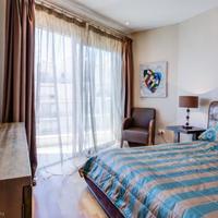 Квартира на первой линии моря/озера на Кипре, Лимасол