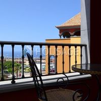 Apartment in Spain, Canary Islands, Santa Cruz de Tenerife, 133 sq.m.