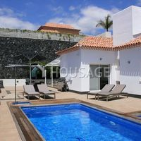 Villa in Spain, Canary Islands, Santa Cruz de Tenerife, 142 sq.m.