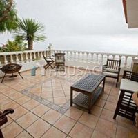 Villa in Spain, Canary Islands, Santa Cruz de Tenerife