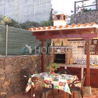 Вилла в Испании, Канарские Острова, Санта-Крус-де-Тенерифе, 135 кв.м.