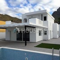 Villa in Spain, Canary Islands, Santa Cruz de Tenerife, 310 sq.m.