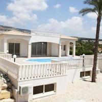 House at the first line of the sea / lake in Republic of Cyprus, Protaras, 260 sq.m.