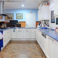 Вилла в Испании, Канарские Острова, Санта-Крус-де-Тенерифе, 330 кв.м.