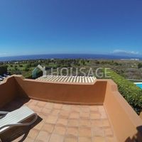 Villa in Spain, Canary Islands, Santa Cruz de Tenerife, 105 sq.m.