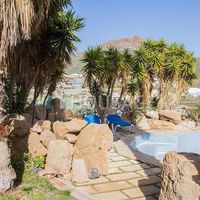 Villa in Spain, Canary Islands, Santa Cruz de Tenerife, 213 sq.m.