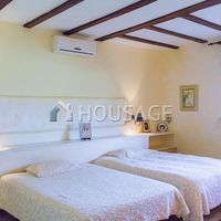 Villa in Spain, Canary Islands, Santa Cruz de Tenerife, 213 sq.m.