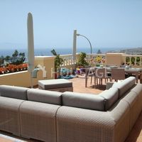 Villa in Spain, Canary Islands, Santa Cruz de Tenerife, 195 sq.m.