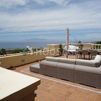 Villa in Spain, Canary Islands, Santa Cruz de Tenerife, 195 sq.m.
