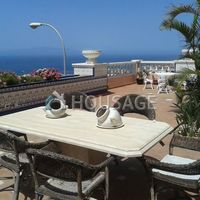 Villa in Spain, Canary Islands, Santa Cruz de Tenerife, 270 sq.m.