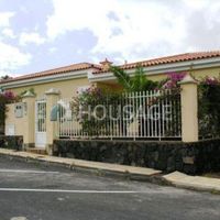 Villa in Spain, Canary Islands, Santa Cruz de Tenerife, 150 sq.m.