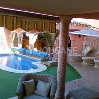 Villa in Spain, Canary Islands, Santa Cruz de Tenerife, 290 sq.m.