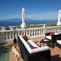 Villa in Spain, Canary Islands, Santa Cruz de Tenerife