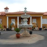 Villa in Spain, Canary Islands, Santa Cruz de Tenerife, 600 sq.m.