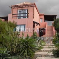 Villa in Spain, Canary Islands, Santa Cruz de Tenerife, 300 sq.m.