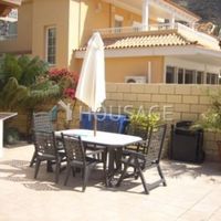 Вилла в Испании, Канарские Острова, Санта-Крус-де-Тенерифе, 139 кв.м.