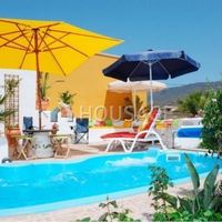 Villa in Spain, Canary Islands, Santa Cruz de Tenerife, 586 sq.m.